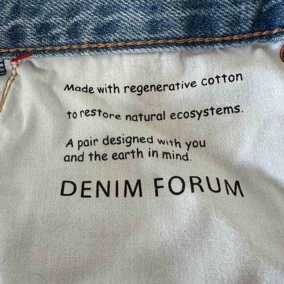 Aritzia Denim Forum The Farrah Hi-Rise Wide Leg Cargo Jean EUC Size 29 - Picture 9 of 14